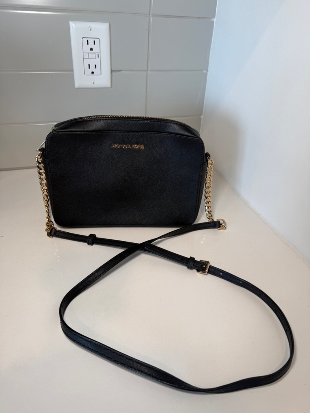 Michael Kors Black Jet Set Camera Crossbody Purse